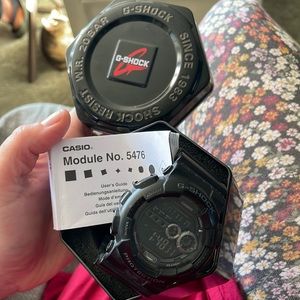 Casio G-Shock Model 5476